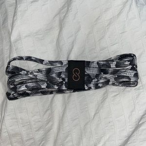 CALIA headband (FREE with purchase)